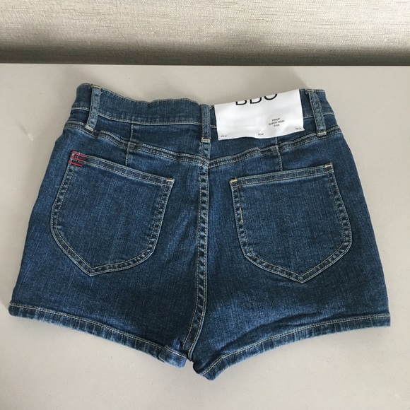 UO BDG Pin-Up Super High Rise Jean Shorts - Picture 3 of 5